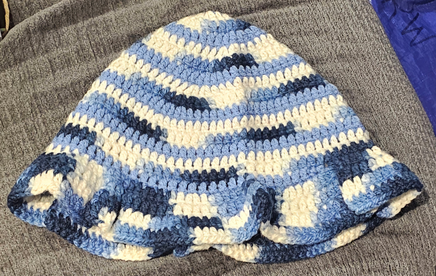 tri colored spiral ruffle hat